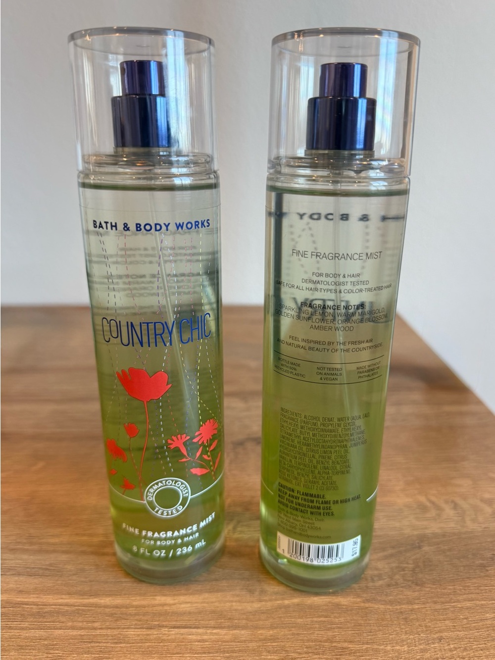 Set of 2 Bath and Body Works Fine Fragrance Mist Country Chic Rare Discontinued - Picture 3 of 3